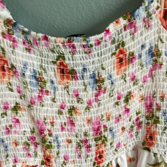 Floral Romper NWOT - Picture 7 of 12